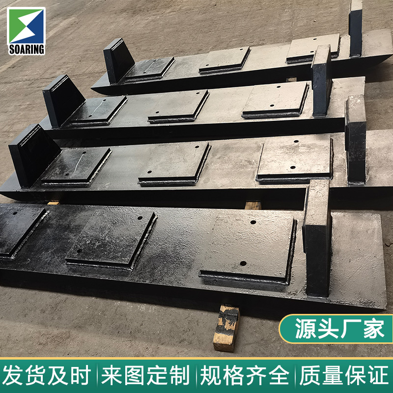 堆焊耐磨襯板：工業設備的可靠守護者——以濟南韶欣耐磨材料有限公司產品為例